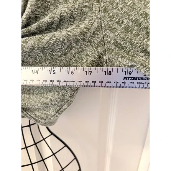 Chocolate Olive Green Ribbed Twist Front Crop Top Womens L Long Sleeve Stretch - Picture 7 of 7